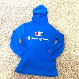 Selling used clothes barely worn